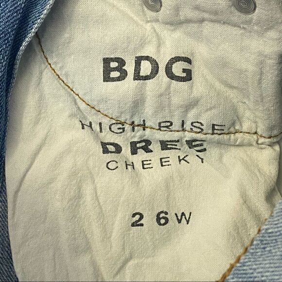 BDG High Rise Dree Cheeky Jean Shorts - Picture 5 of 15